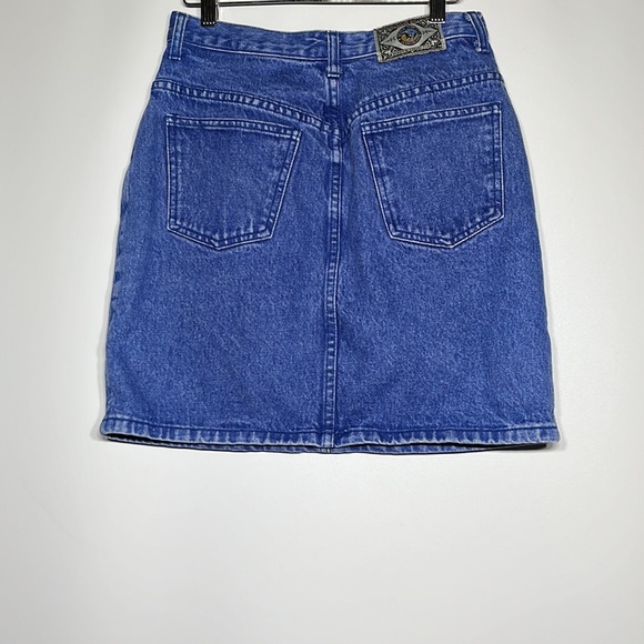 Blue jean skirt with five large pockets - Picture 2 of 3
